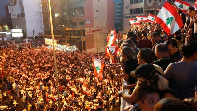 لبنانی ها خیابان های شهر را بستند