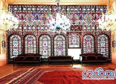 انگورستان ملک یکی از جاذبه های گردشگری اصفهان به شمار می رود