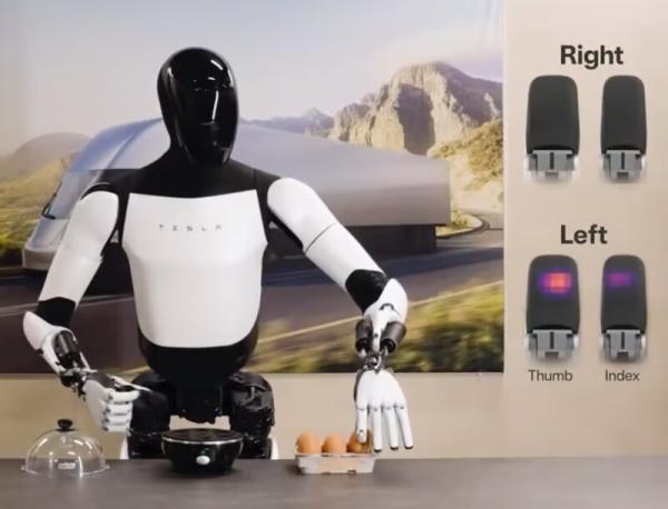 پایکوبی شگفت انگیز ربات نو تسلا، شبیه ایلان ماسک می پایکوبید!