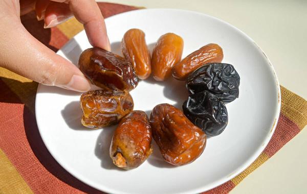 کالری خرما چقدر است؛ بررسی انواع خرما و مقایسه با قند کالری خرما چقدر است؛ آنالیز انواع خرما و مقایسه با قند